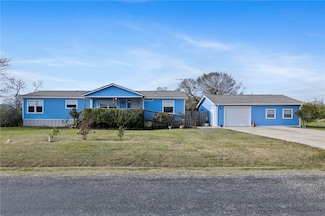 717 1st St, Bayside, TX 78340