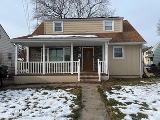 821 Boesel Ave, Manville, NJ 08835