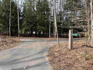 42 Deer Park Unit 42, Glen Arbor, MI 49636