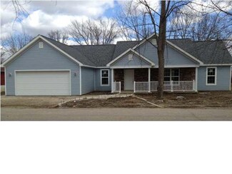 207 Jefferson St, Bicknell, IN 47512