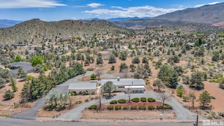 3725 Topaz Ranch Dr, Wellington, NV 89444