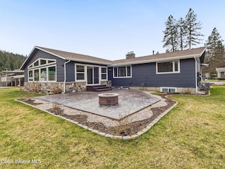 307 Woodland Dr, Pinehurst, ID 83850