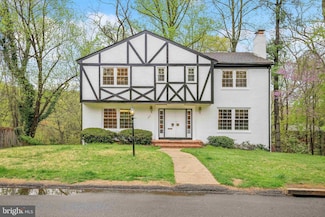 2827 Ellicott St NW, Washington, DC 20008