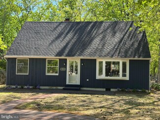 1438 Victory Ave, Williamstown, NJ 08094