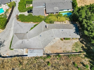 4067 Hayvenhurst Dr, Encino, CA 91436