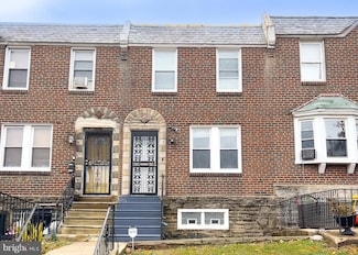 4606 Shelbourne St, Philadelphia, PA 19124