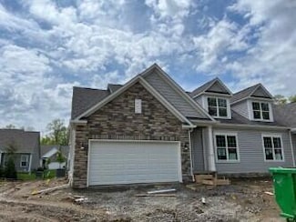 1683 Bookfield Ln, Grove City, OH 43123