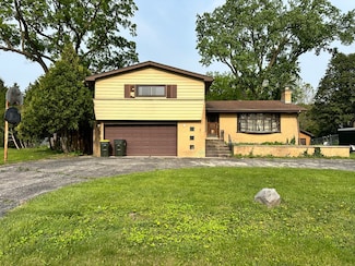 200 N Pine St, Prospect Heights, IL 60070