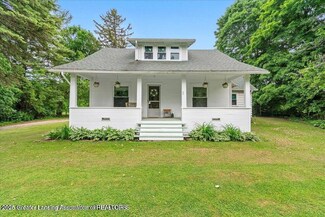 208 E Northrup St, Lansing, MI 48911