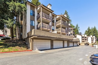 10410 NE 32nd Place Unit D103, Bellevue, WA 98004