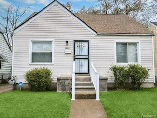 19921 Santa Barbara Dr, Detroit, MI 48221