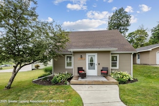 15407 Park Lake Rd, East Lansing, MI 48823