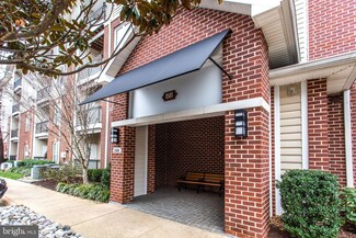 1581 Spring Gate Dr Unit 5213, McLean, VA 22102
