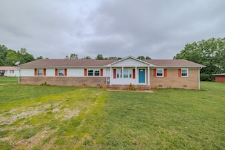 4973 Awalt Rd, Tullahoma, TN 37388