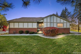 18312 Greenmeadow Dr, Clinton Township, MI 48038