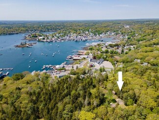7 Watuka Way, Boothbay Harbor, ME 04538