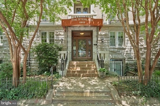1915 Calvert St NW Unit 500, Washington, DC 20009