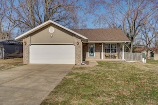 305 E Saint Louis St, Nixa, MO 65714