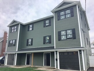 29 Wadsworth Ave, Waltham, MA 02453