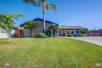 2009 Raymond A Spruance Ct, Bakersfield, CA 93304
