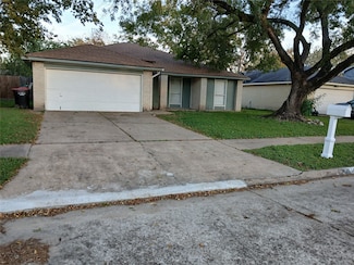 7610 Wovenwood Ln, Houston, TX 77041