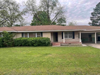 190 E Poplar St, Piggott, AR 72454