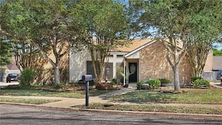 2204 Aspen Dr, Portland, TX 78374