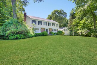 4 Shelter Dr, Cos Cob, CT 06807