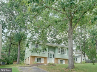 9406 6th St N, Laurel, MD 20723