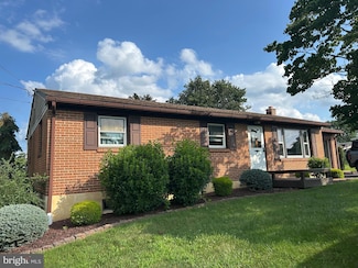 27 Clay Slate Rd, Oley, PA 19547