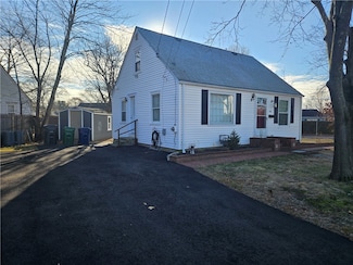 330 Longmeadow Ave, Warwick, RI 02889