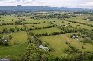 531 Parkview Estates Rd, Luray, VA 22835