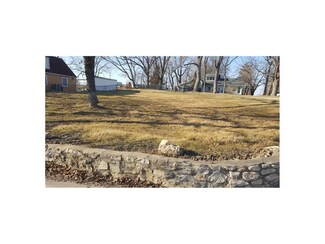 164 Anchor Dr, Blue Springs, MO 64015