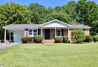 1013 Mcalister Rd, Easley, SC 29642