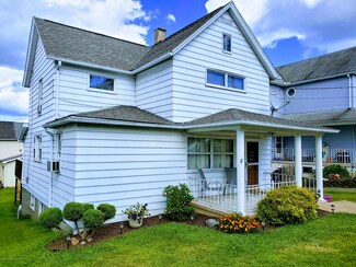 403 Sherwood Ave, Dunmore, PA 18512