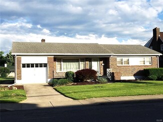 923 Chestnut St, Coplay, PA 18037