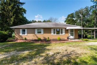 1390 Flatwood Rd NE, New Salisbury, IN 47161
