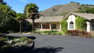 529 Corral de Tierra Rd, Salinas, CA 93908