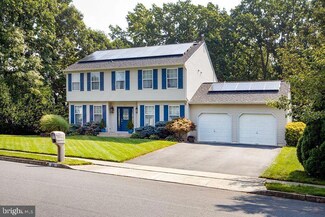 86 Orlando Dr, Sicklerville, NJ 08081
