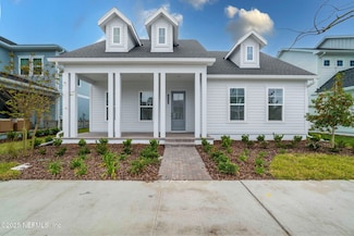 12114 Grand Pine Dr, Jacksonville, FL 32256