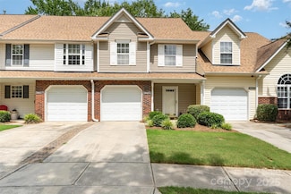 10421 Columbia Crest Ct, Charlotte, NC 28270