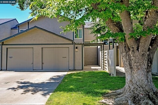 761 Pine St, Livermore, CA 94551