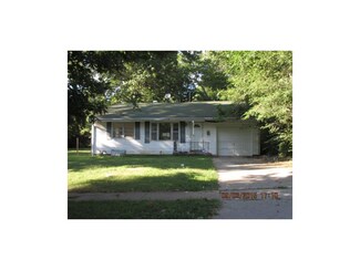 1216 E 79th St, Kansas City, MO 64131