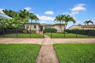 121 28th Ave NE, Saint Petersburg, FL 33704