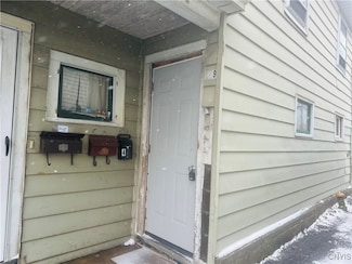 119 W Bridge St, Oswego, NY 13126