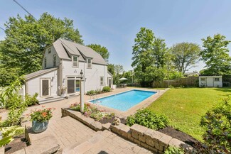 220 Beacon St, Milton, MA 02186