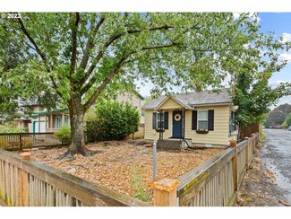 4905 SE 104th Ave, Portland, OR 97266