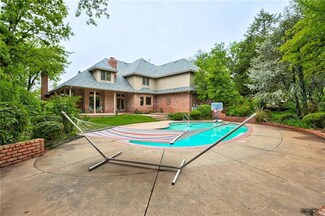 2001 Cambridge Way, Edmond, OK 73013