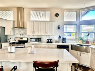 8901 Eton Ave Unit 12, Canoga Park, CA 91304