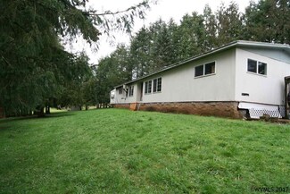 39077 Loma Dr, Scio, OR 97374